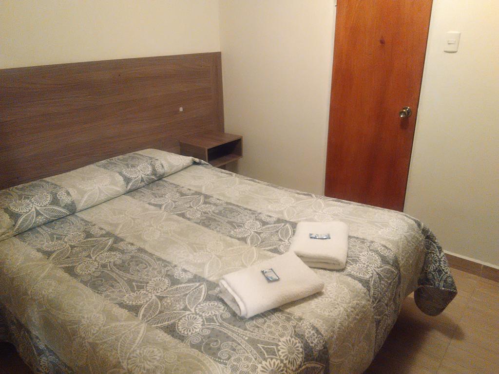 Hostal El Loa Calama Exterior photo