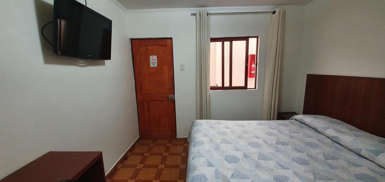 Hostal El Loa Calama Exterior photo